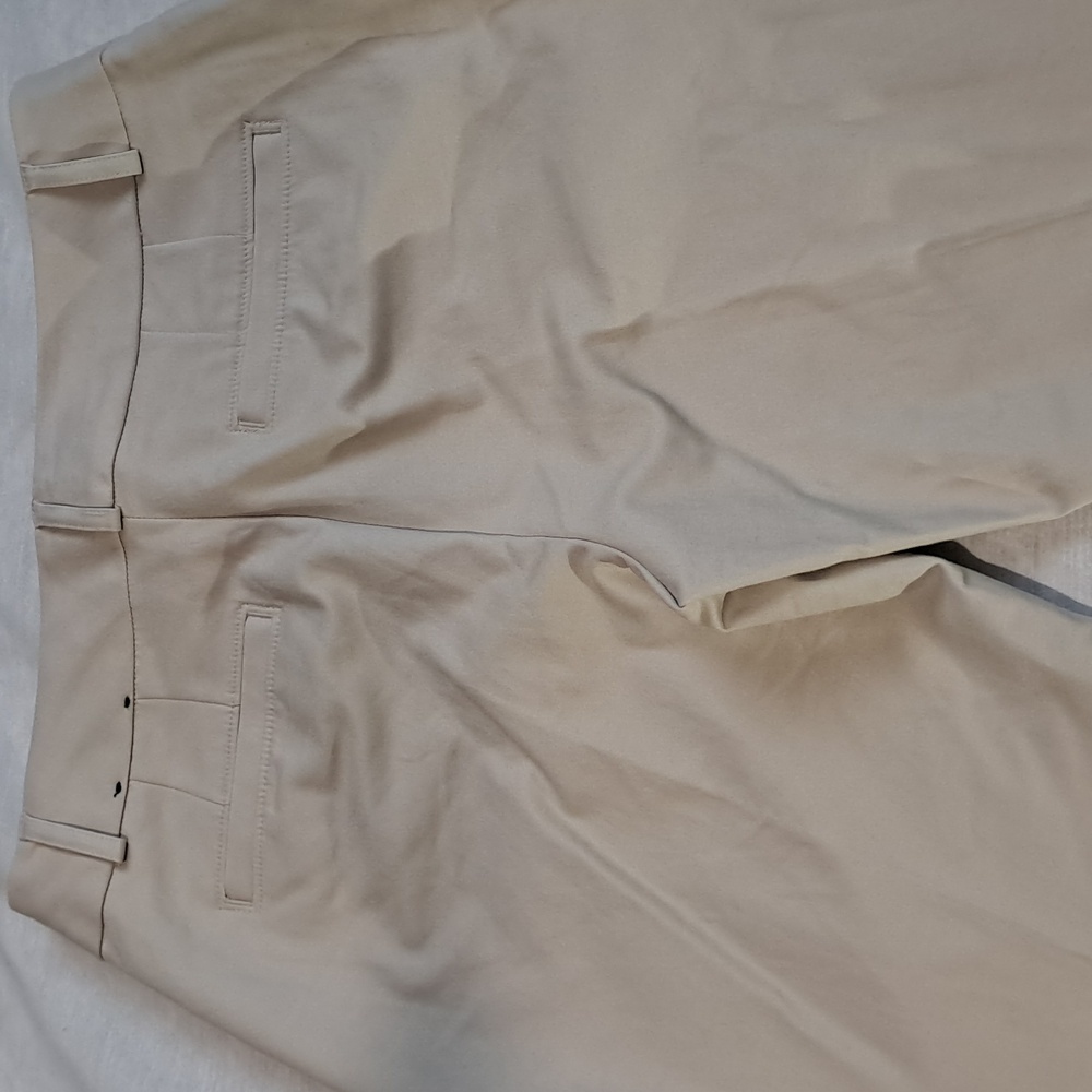 Banana Republic Jackson Fit. 4 Long.‎ Tan. - Picture 7 of 12